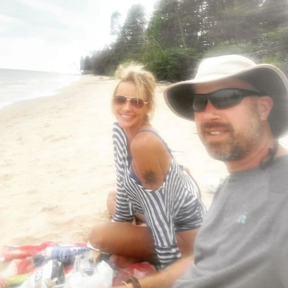 Meet your Posher, Jenni - Picture 1 of 1